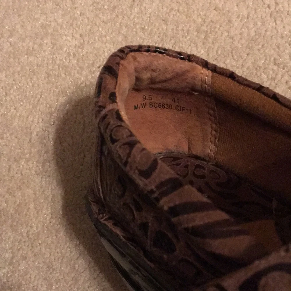 b.o.c. Brown Embossed Shoes - Picture 14 of 15